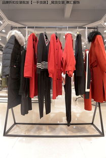 成人服装批发的市场机遇与运营策略