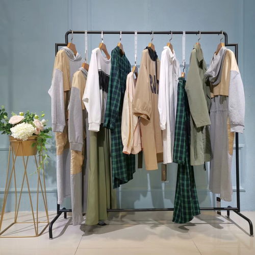 服装厂照明工程报价详解 从厂家到服装服饰批发的专业照明方案